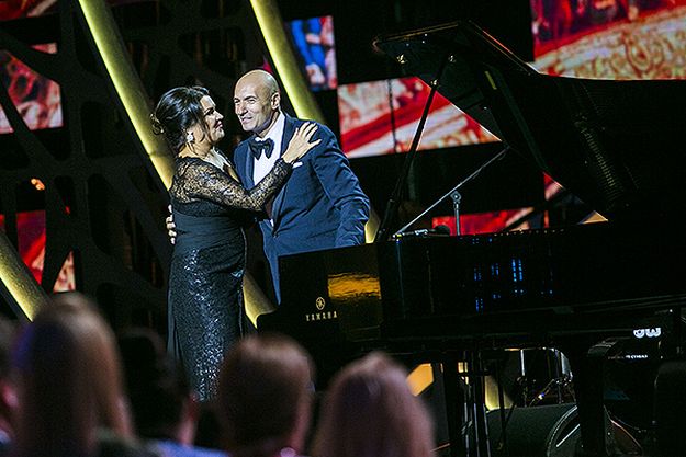 Анна Нетребко скрывает свою беременность