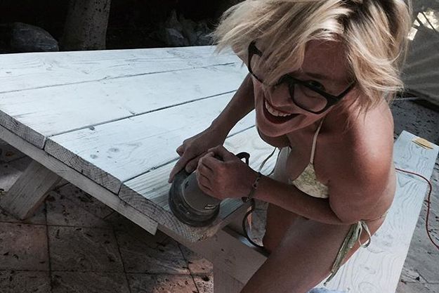 Шэрон Стоун продемонстрировала тело в бикини