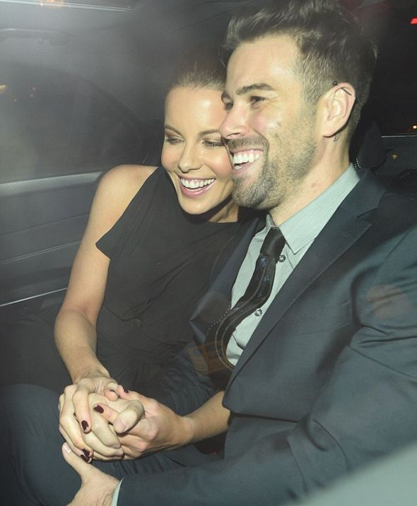 Ким Бекинсейл