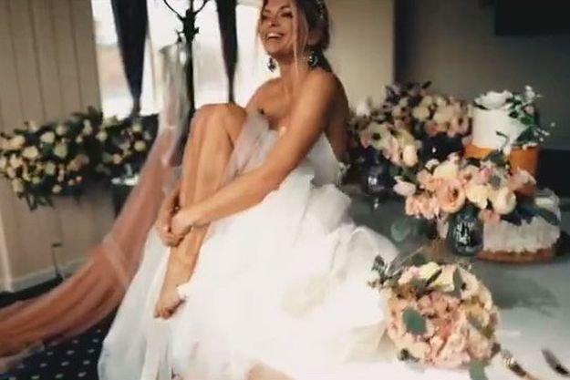 Вера Брежнева продемонстрировала свадебное платье