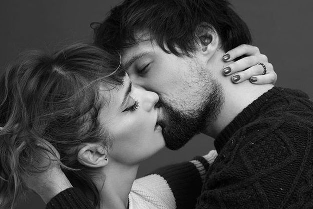 Данила Козловский показал страстный поцелуй с любимой