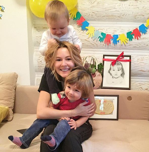 Мария Кожевникова с сыновьями Иваном и Максимом