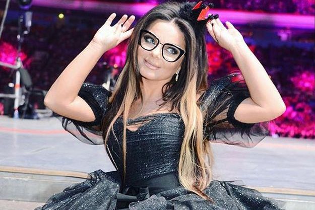 Наташа Королева примерила образ новогодней феи