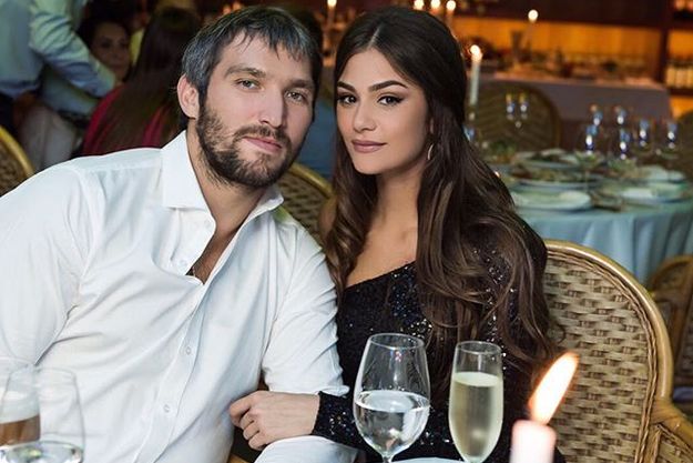 Александр Овечкин опубликовал интимное фото с невестой