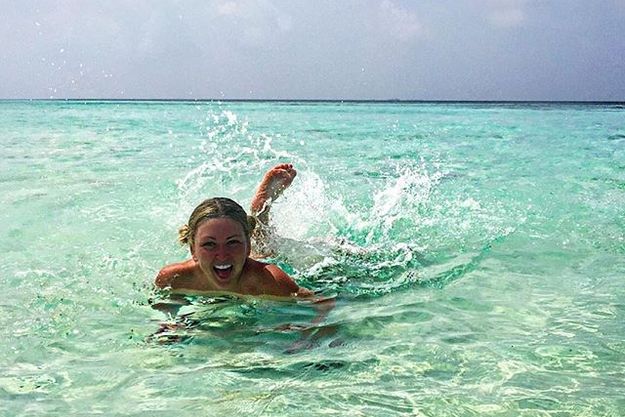 Ирина Дубцова похвасталась загаром