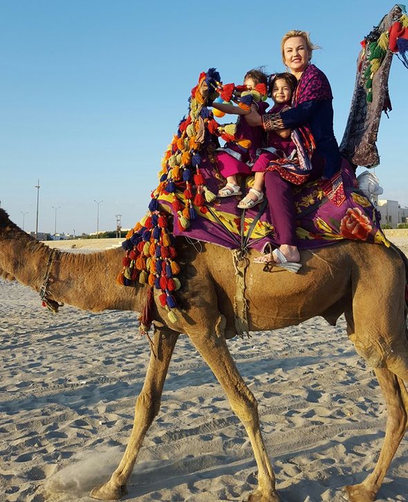 Камалия с дочерьми