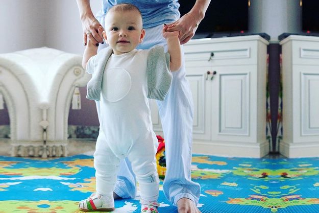 Елена Темникова показала фото подросшей дочурки