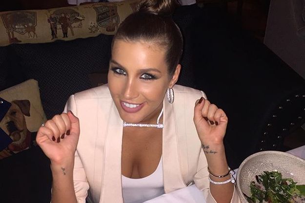 Кэти Топурия показала подросшую дочурку