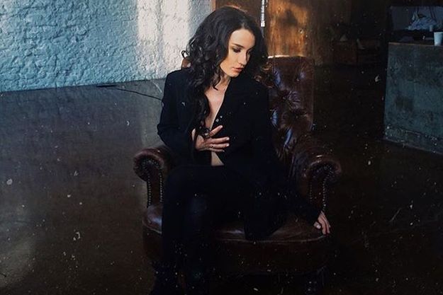 Дайнеко и Клейман продемонстрировали обручальные кольца