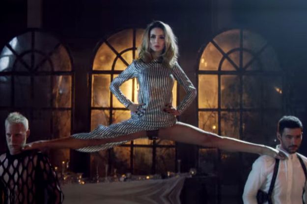 Светлана Лобода исполнила знаменитый трюк Ван Дамма