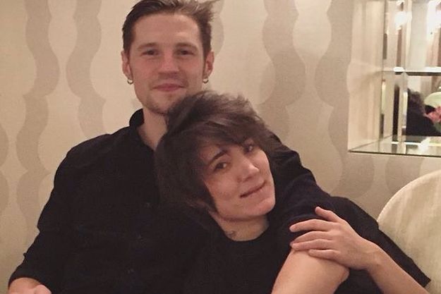 Земфира влюблена в бас-гитариста?