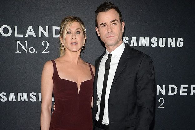 Дженнифер Энистон разводится с Джастином Теру