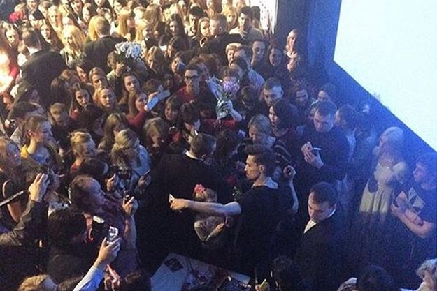 Дима Билан сбежал от фанаток на премьере «Героя»