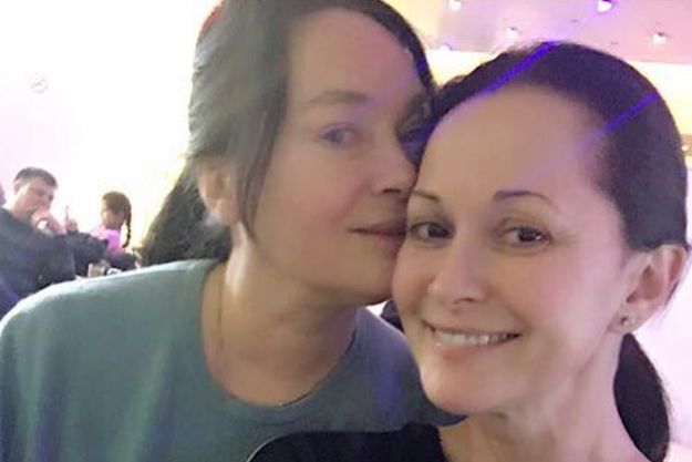 Ольга Кабо и Лариса Гузеева порадовали фанатов совместным селфи без мейкапа