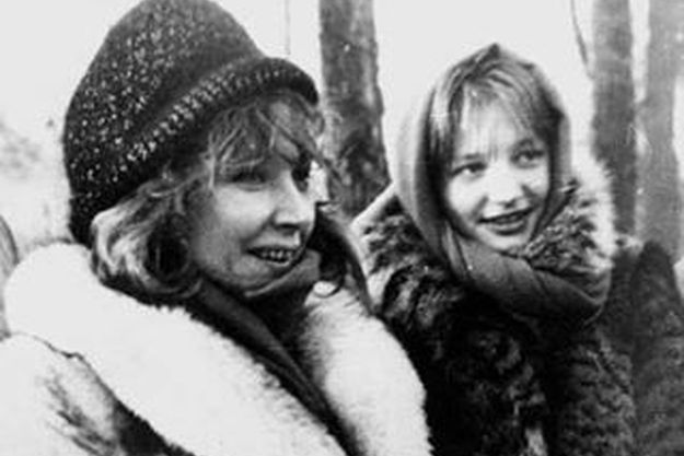 Кристина Орбакайте обнародовала снимок 30-летней давности