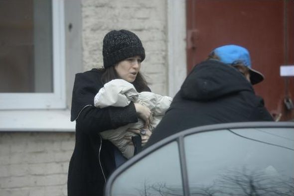 Евгений Цыганов и Юлия Снигирь с сыном