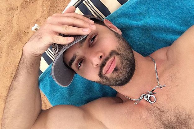 Обнаженный Виталий Козловский похвастался подкачанным торсом