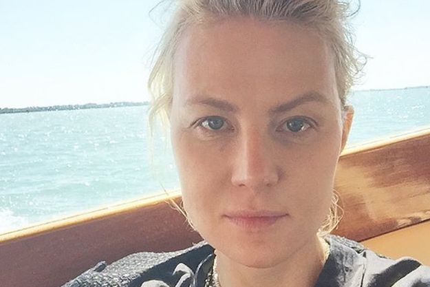 Рената Литвинова поразила селфи без макияжа