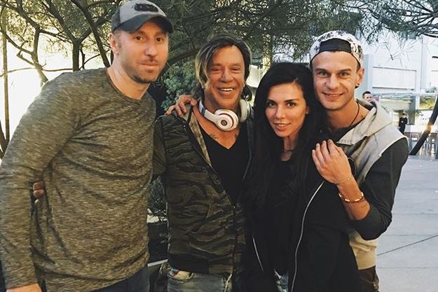 Анна Седокова завела дружбу с Микки Рурком