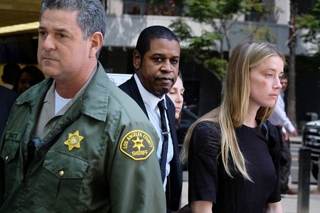 Джонни Депп систематически избивал Эмбер Херд