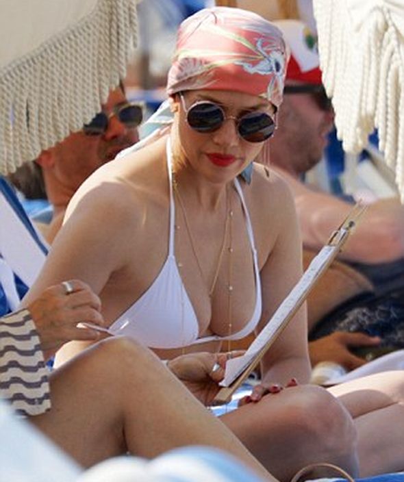 Дженнифер Лопес