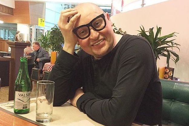 Певец Шура приехал повидаться с матерью в Новосибирск