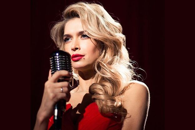 Филипп Киркоров схватил за каблук Веру Брежневу