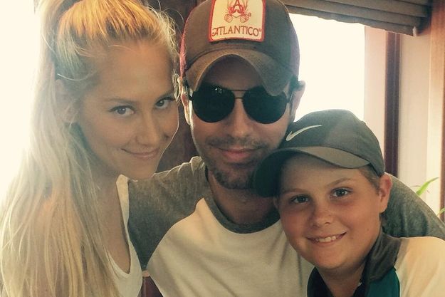 Анна Курникова обнародовала семейное селфи с Энрике Иглесиасом