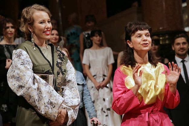 Ксению Собчак подозревают в беременности