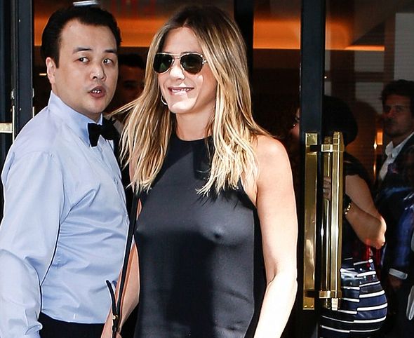 Дженнифер Энистон