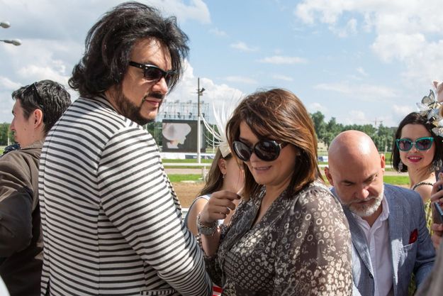 Журналисты выяснили имя биологической матери детей Филиппа Киркорова