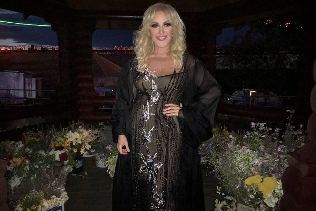 Таисия Повалий продолжает молодеть