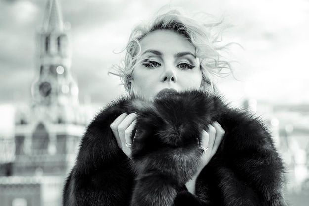 Рената Литвинова преподнесла оригинальный подарок Земфире