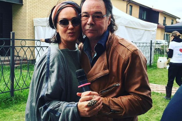 Лариса Гузеева показала селфи с Михаилом Муромовым