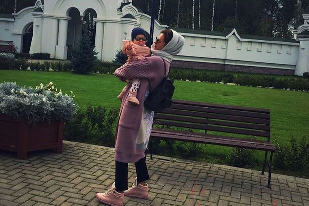 Екатерина Климова опубликовала первое фото дочки Бэллы