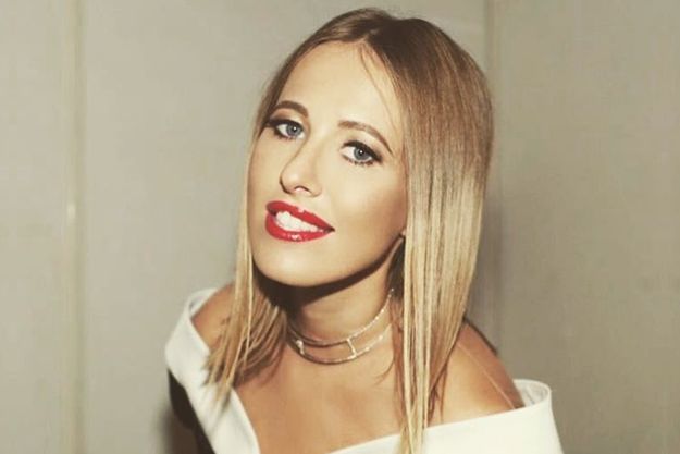 Ксения Собчак показала беременный живот