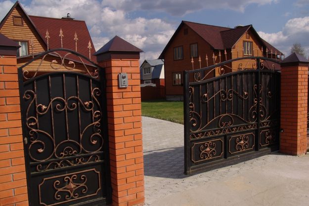 Преимущества откатных ворот