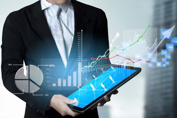 Надежный брокер — половина успеха на торгах