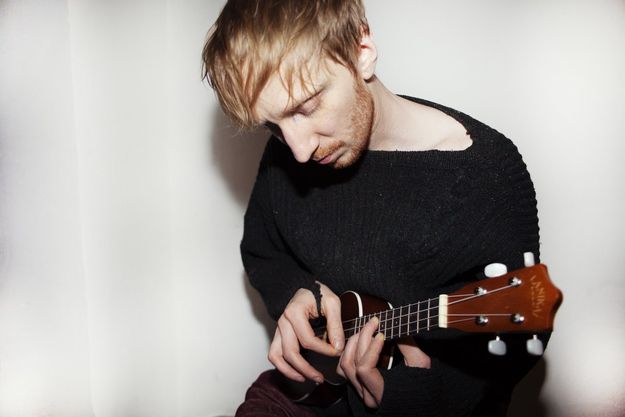 Экс-солист группы «Братья Грим» Борис Бурдаев назвал слухи о своем желании сменить пол бредом