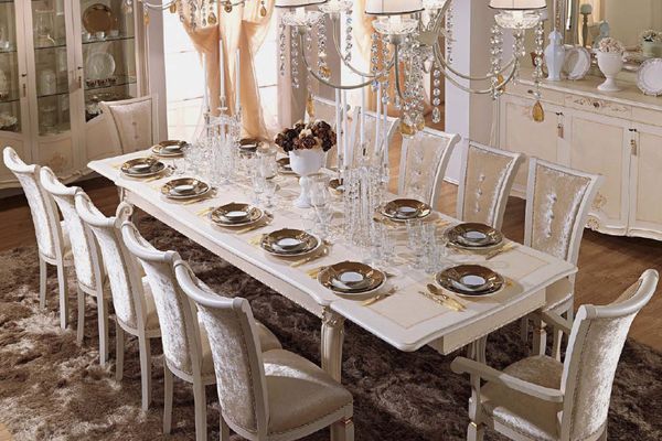 Банкетные стулья — неотъемлемый аксессуар ресторана