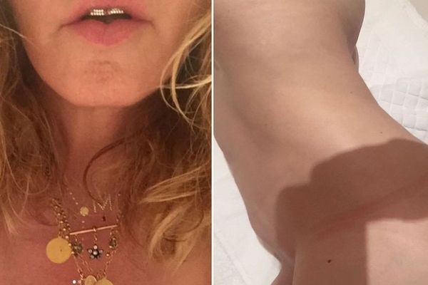 Мадонна шокировала голым селфи