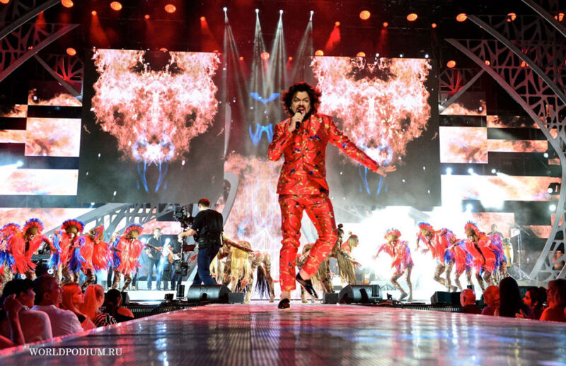 На «Новой волне» Филипп Киркоров представит новинку на стихи Михаила Гуцериева