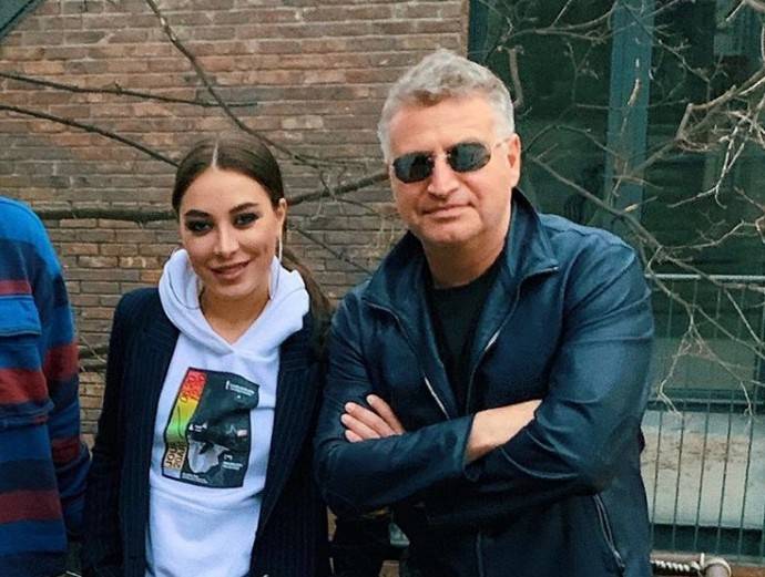 Элина Чага бросила Леонида Агутина