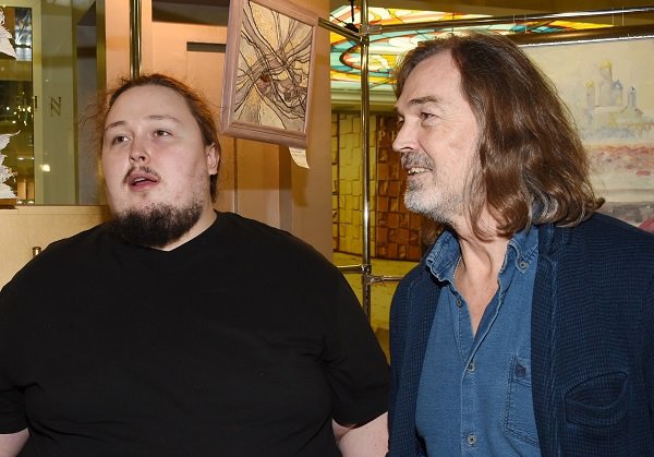 Сыну Никаса Сафронова предложили для похудения удалить желудок