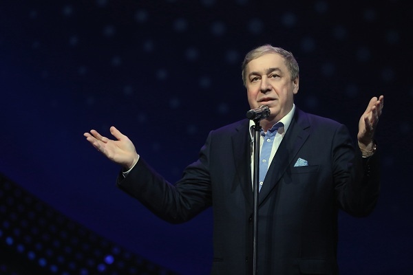 «Дорожу нашей многолетней дружбой»! Руководитель студии «Мосфильм» поздравил Михаила Гуцериева с днем рождения