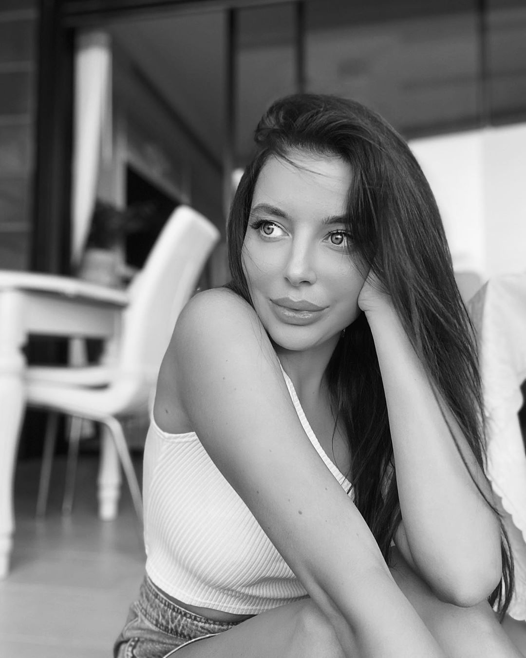 Не унывайте! Найдите в себе силы радоваться каждому дню! Неонила Нестерова о терпении, самоизоляции и простом секрете хорошего настроения (про Бузову тоже будет)