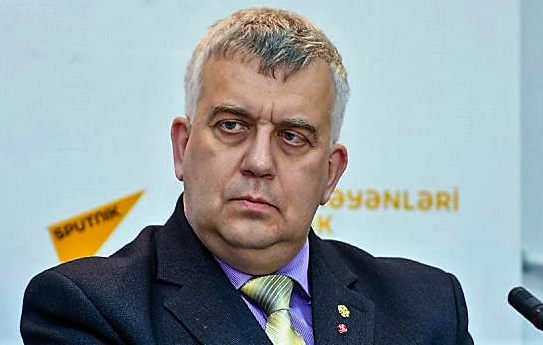 Русский историк в своей книге Олег Кузнецов напоминает об угрозе со стороны нацизма