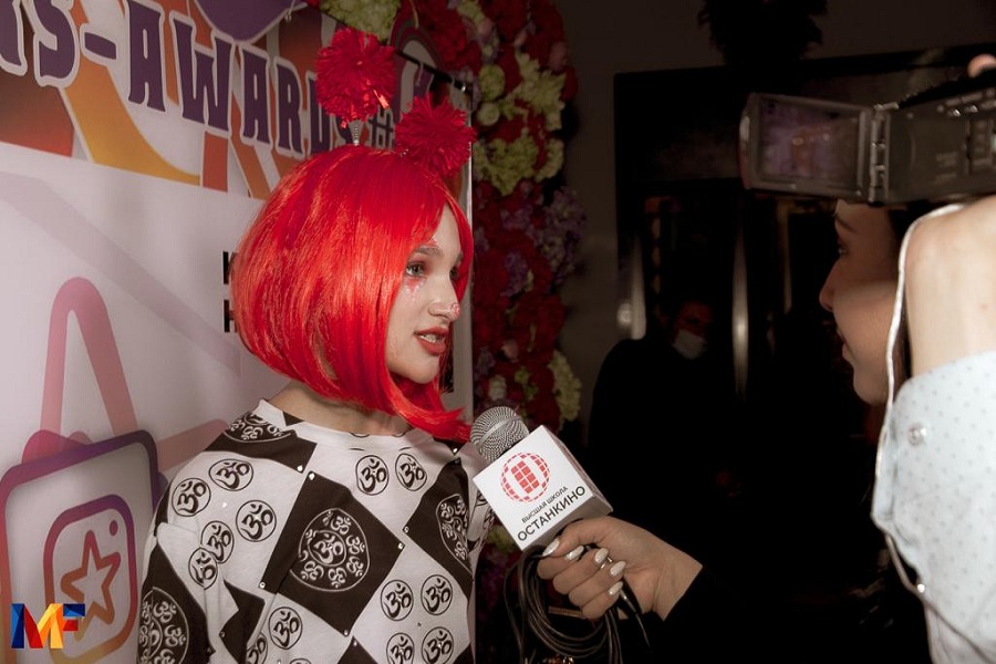 Видеоблогер Лиза Анохина совершила «Прорыв года в ТикТоке»