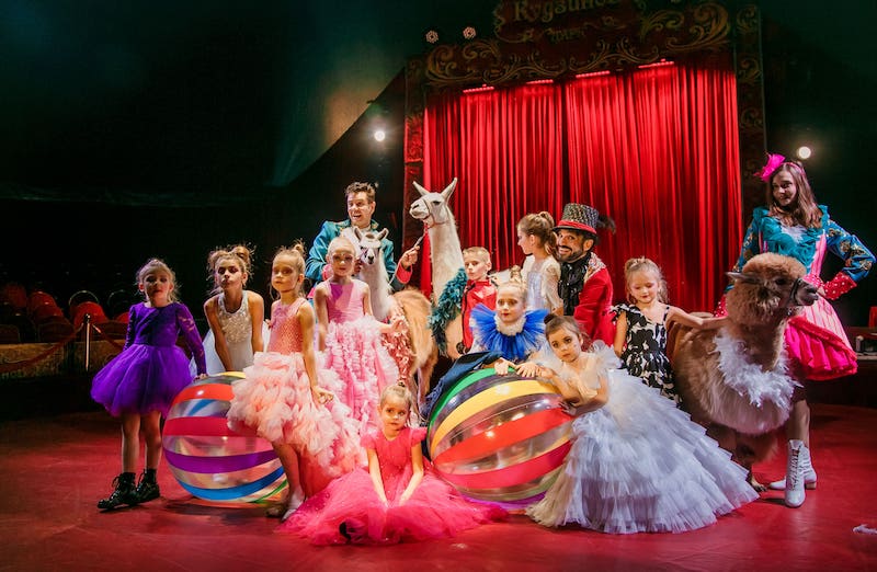 «Цирк сновидений»: съемки фильма «Phantasmagoria Show» production проходят под куполом цирка