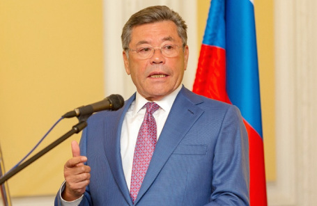 Международный Фонд Шодиева помогает тестировать мигрантов на COVID-19